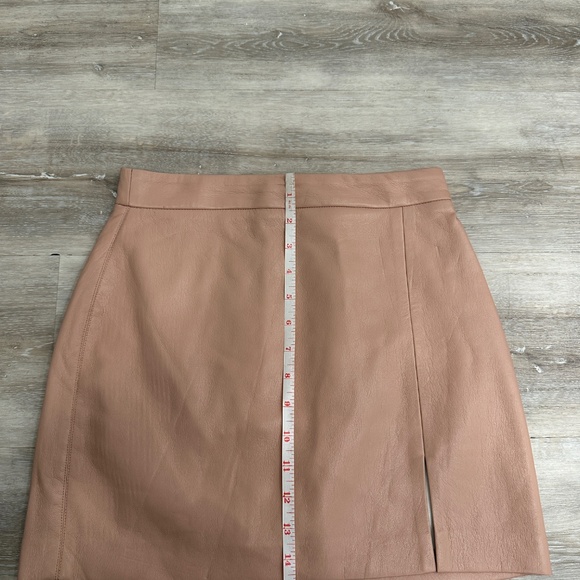 Aritzia Wilfred Patio Faux Leather Mini Skirt, 0 - Picture 8 of 8